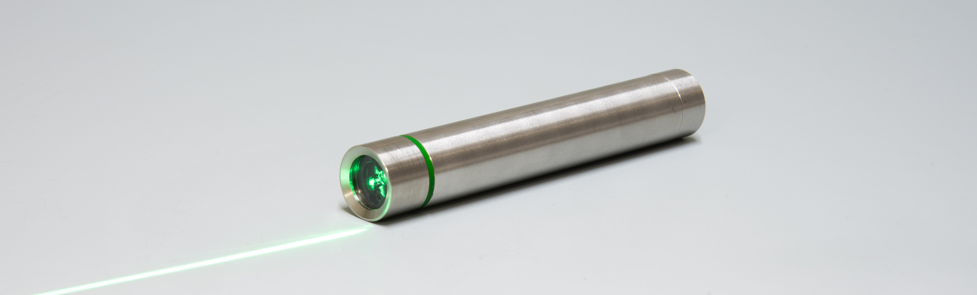LASER ALIMENTATO A BATTERIA